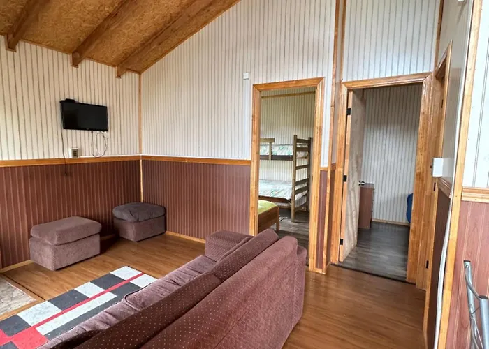 Cabanas Rio Blanco Hornopiren